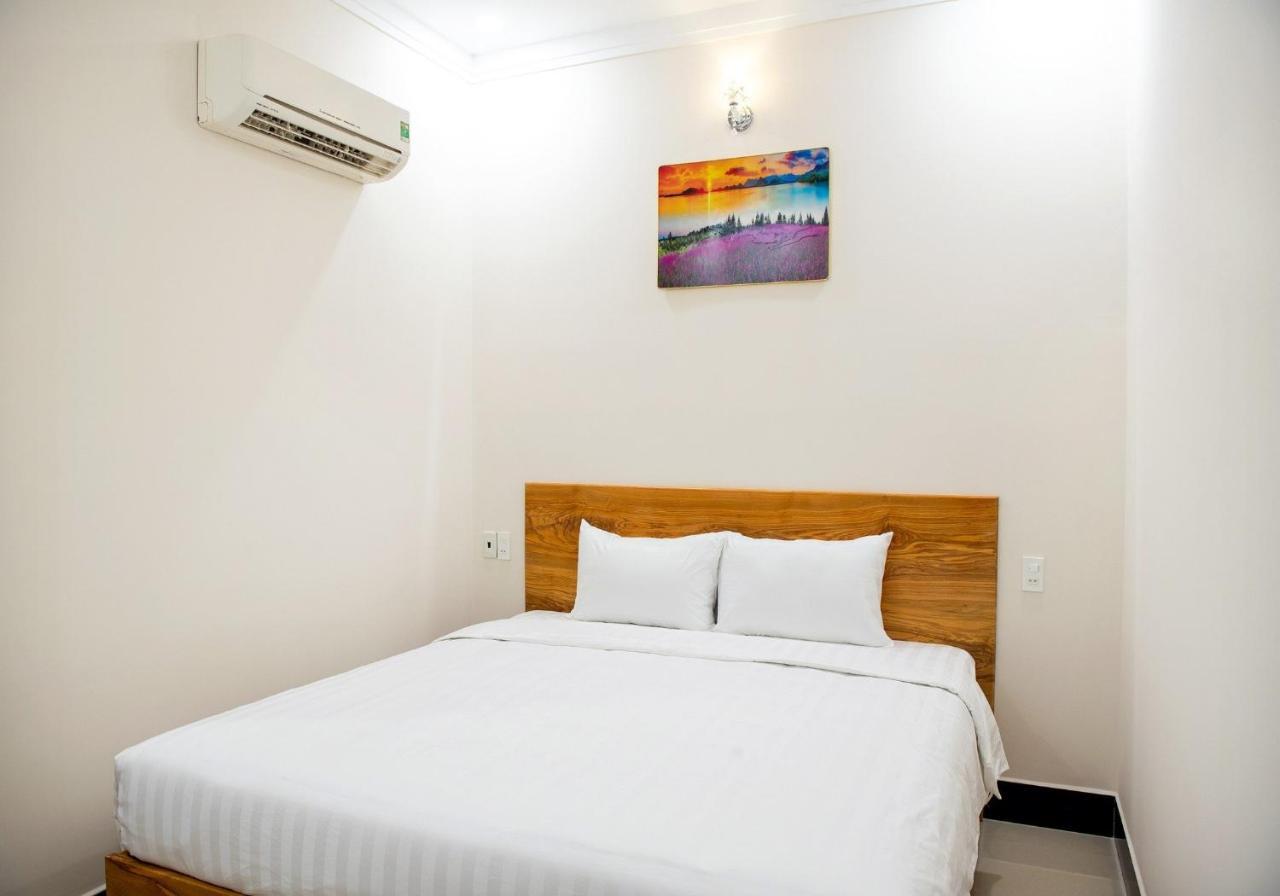 Minh Lam Hotel Pleiku Esterno foto