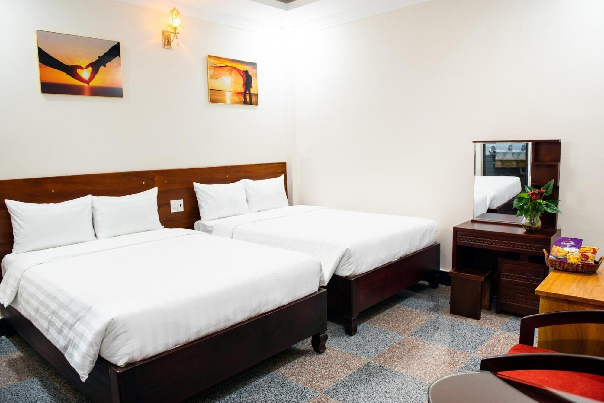 Minh Lam Hotel Pleiku Esterno foto
