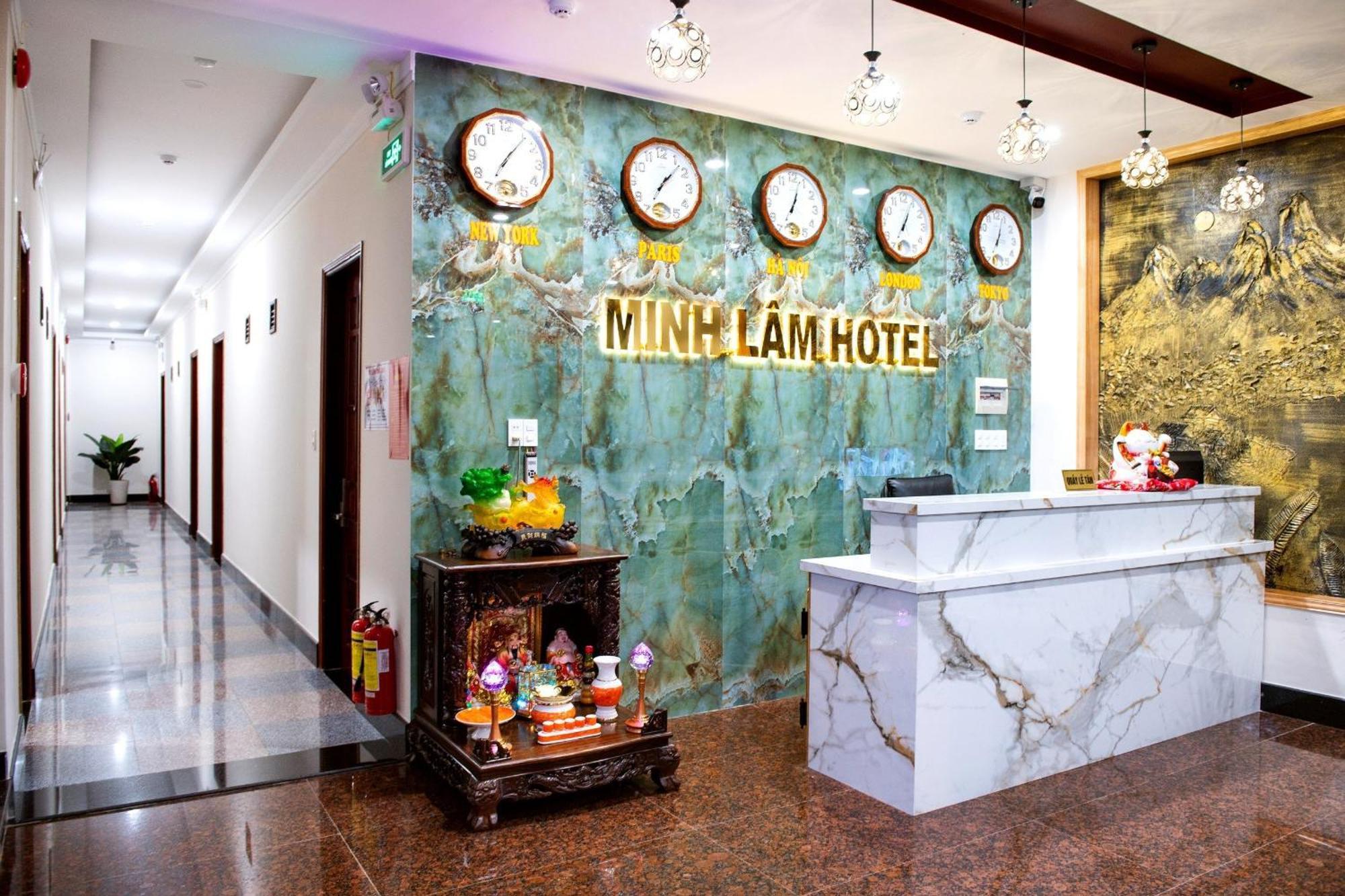 Minh Lam Hotel Pleiku Esterno foto